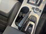 納車前整備は、メルセデスベンツ国際認定メカニックによる最新の検査ライン等の施設が充実した当社工場で入念に行います。メルセデス・ベンツの定める厳しい基準をクリアしたお車のみをご案内させて頂きます。