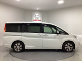 購入後も自社指定整備工場完備でお客様の愛車をしっかりサポート致します!御納車時には安全かつ安心してお乗り頂けるようホンダ専門知識を持つ整備スタッフが点検・整備・装備も説明をしてお渡ししております。
