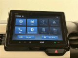 Bluetooth接続可能なナビゲーションになります。ハンズフリーも搭載されています。