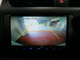 バックカメラが付いているので後方確認が非常にしやすいです。今や運転初心者も熟練者も必須装備!ついていて損はないですね♪