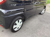 車のデザインにマッチした、純正アルミホイール!
