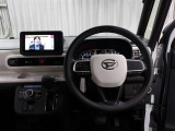 運転席に座ると☆こんな感じです♪