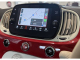 お持ちのスマートフォンが使える、Car Play&Android Auto対応のU-Connectを搭載。そのままナビゲーション機能がご利用いただけます。