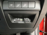 ETCが装着されています。再セットアップ後高速道路の料金所をノンストップで通過できて大変便利です。