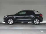 Q2 1.0 TFSI スポーツ 