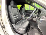 運転席シート廻りは使用感も少なく、良好な状態となっています。丁寧に使われていたことがよくわかりますね。