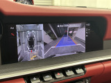 サラウンドビューモニターで運転をサポートします。