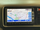 ナビゲーションはフルセグTV対応のGathers純正メモリーナビを搭載しています。Bluetoothオーディオ機能がありますので、スマートフォンなどの音楽も再生できます。