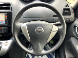 インテリアに合わせたデザインのステアリングは、運転される方のことも考え、運転しやすい形状、大きさです。是非一度、実際に触ってお確かめください。