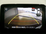 バックモニター付きです。
