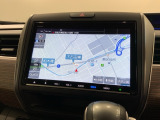 アップルカープレイ対応ギャザズナビ搭載です。知らない道も安心ですね!