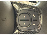 BluetoothやCarPlay&Aodroid Auto(※装備車)接続により、ハンズフリー通話はもちろん、オーディオ操作やソースの切り替えもOKです。