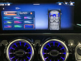 車内を彩るアンビエントライト。いつでもお好みの室内空間を演出してください。