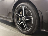 お気軽にお問い合わせください。Tel:075-325-0440 Mobile:090-6756-7496  中古車担当:廣田まで