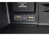 便利な、充電用USBジャック(急速充電対応タイプ2個付)