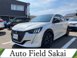 またまた人気の208GTパールホワイトが入庫致しました!コンパクトで乗りやすく、安全装備も豊富ですよ!