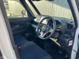フロントガラスが大きいので、広い視界でとても運転しやすいお車です(*'ω'*)