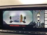 フロントカメラは運転席よりも前の視界を確保することで事前に危険を予知し、事故や衝突を防ぎます。