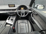 Q7 55 TFSI クワトロ Sライン 4WD 4WD 本革シート