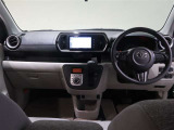 運転席周りは遊びにも通勤にも普段のお買い物にもピッタリ。日々のドライブに居心地のよいレイアウトです。