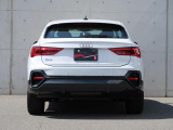 一目でAudiだと分かる特色を持つデザイン。