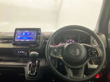 握りやすいハンドルで運転しやすいです!