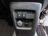 運転席と助手席にシートヒーターが搭載されているので寒い冬も快適にドライブいただけます★☆★☆