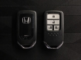 スマートキーです!ドアの施錠・解錠・エンジンの始動がスムーズで大変便利です!