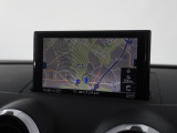MMIシステムにはナビゲーション、ラジオ、オーディオ、Bluetooth、車両設定機能等がついております。詳しくは0078-6002-900146中古車スタッフまで