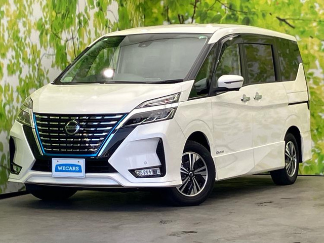 セレナ 1.2 e-POWER ハイウェイスター V 