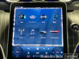 新しくなったセンターコンソールはスマートフォンを操作するような感覚でナビから車両の設定までが可能です。