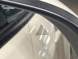 ●ブラインドアシストセンサー:視角からの車を感知し、ドライバーが車線変更を行う際に、警告音と共に注意を促してくれる安全支援機能です!