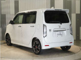 色々なお店で販売しているHonda車ですが、アフターサービスも全てお任せ頂けるのは「HondaCars正規販売店」だけ!ご納車後もお住まいの地域の販売店にて アフターサービスをお任せいただけます。
