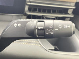 【オートライト(AUTO)】外の明るさをシステムが感知して、自動でヘッドライトが点灯します!ヘッドライトをつけ忘れを防ぐ便利機能です。