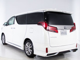 ★展示前点検実施★特殊な機材も用いて、全車点検を実施しております!