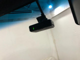 あおり運転とか事故のトラブル、ニュースでよく見ますよね。もしもの時に“言った言わない”じゃなくて、映像でしっかり証拠が残るって、ほんと心強いですよ。