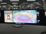 【360°ビューモニター】専用のカメラにより、上から見下ろしたような視点で360度クルマの周囲を確認することができます☆死角部分も確認しやすく、狭い場所での切り返しや駐車もスムーズに行えます。