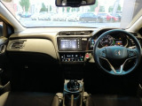 ☆お車のご購入はもちろん【車検・点検】【オイル交換】【部品取付】【自動車保険】など、カーライフ全般を南インター店でしっかりサポート!お気軽に【011-895-7111】までご相談ください!
