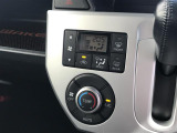 気になる車はすぐにお問い合わせください!画面右側の0066から始まる無料ダイヤルからお問い合わせ下さい!専門スタッフがお車のご質問にお答えいたします!