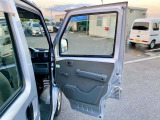 お手頃価格の軽自動車からコンパクトカー・ミニバンなど多彩なラインナップでお客様をお待ちしております!
