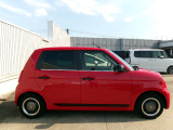全長339cm、幅147cm、高さ154cmのお車になります。