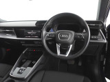 Audiのインテリアはエクステリア同様、優れたデザイン性とクオリティ、そして機能性を兼ね備えております。