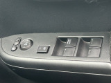 運転席窓操作部スイッチの画像です。