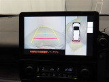バックモニターを装備しています。車庫入れ時等に車両後方が確認出来るのでとても便利です。