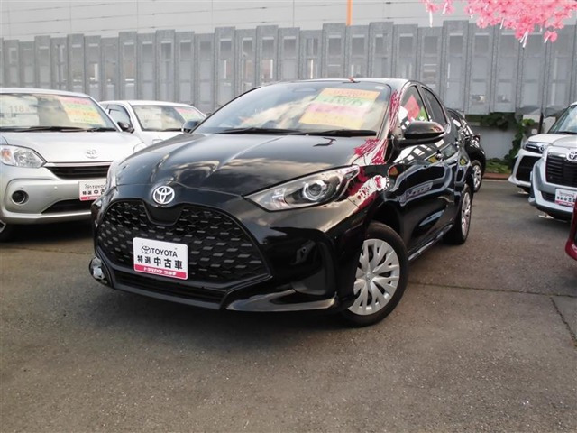 ヤリス 1.5 ハイブリッド X E-Four 4WD 