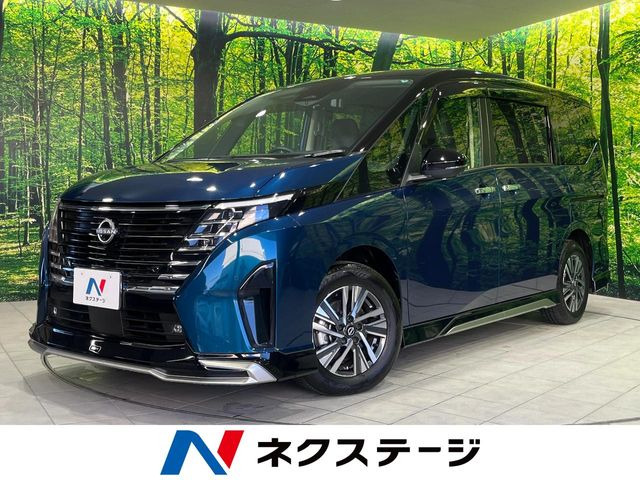 セレナ 1.4 e-4ORCE ハイウェイスターV 4WD 