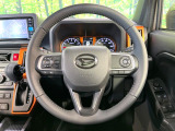 【純正革巻きステアリング】上質な革を使用することで、手にしっかり馴染みとても運転しやすいハンドルです♪