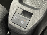気になる車はすぐにお問い合わせください!画面右側の0066から始まる無料ダイヤルからお問い合わせ下さい!専門スタッフがお車のご質問にお答えいたします!