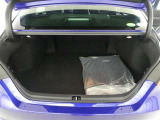 広々としたラゲージスペースを備えています。大きなものや長さのある荷物もしっかりと積み込めます。