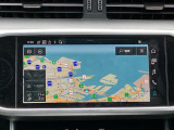 アウディのナビゲーションシステム『MMI(タッチレスポンス)』 ナビ・オーディオ・車両設定等すべての機能を司どっています。